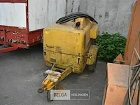 Mobiele compressor atlas copco - afbeelding 2 van  4