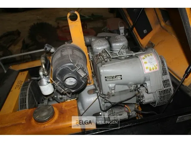 Mobiele compressor ingersoll rand - afbeelding 10 van  10