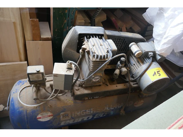 Mobiele compressor lt 100 ingersoll-rand - afbeelding 2 van  5