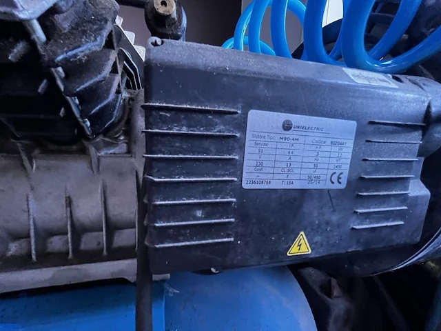Mobiele compressor unielectric - afbeelding 5 van  5