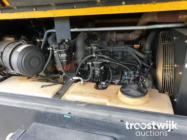 Mobiele compressor - afbeelding 16 van  17