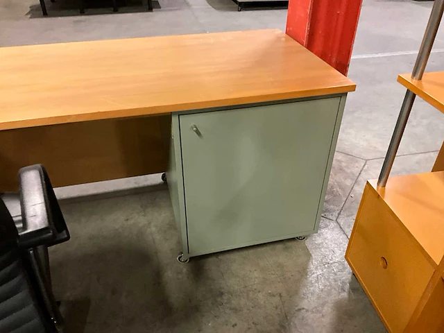 Mobiele dubbelzijdige boekenkast - afbeelding 4 van  8