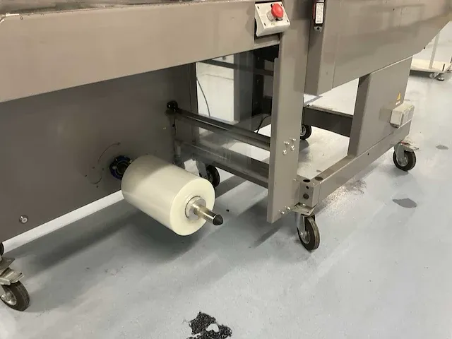 Mobiele folie machine met krimptunnel - afbeelding 7 van  8