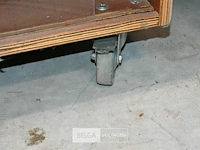 Mobiele houten "weggeefkast" - afbeelding 6 van  6