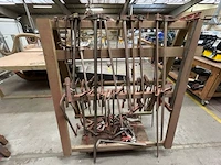 Mobiele kar met ong 60 spanschroeven - afbeelding 2 van  3
