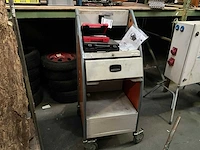 Mobiele kast voor meet apparaat - afbeelding 1 van  4