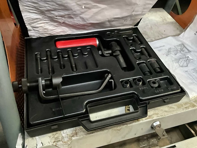 Mobiele kast voor meet apparaat - afbeelding 4 van  4