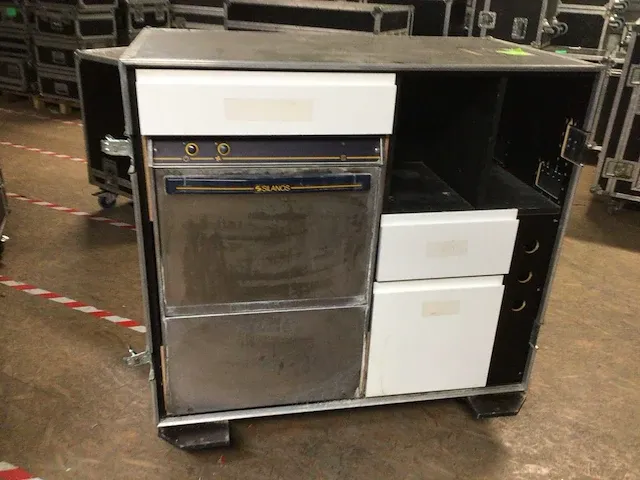 Mobiele keuken flightcase kit - vaatwasser pro met opberglade - tafeldeksel - afbeelding 1 van  5