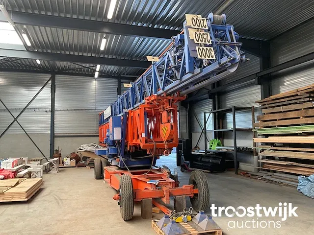 Mobiele kraan - afbeelding 16 van  22