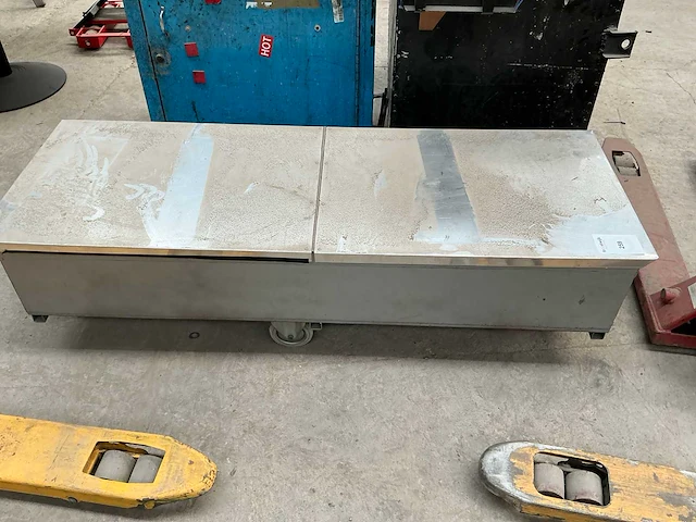 Mobiele materialenbak - afbeelding 2 van  4