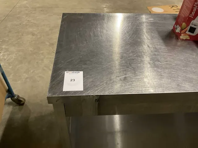 Mobiele rvs werktafel - afbeelding 7 van  7