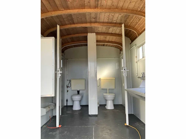 Mobiele sanitair-toilet unit - afbeelding 16 van  33