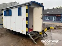 Mobiele sanitairunit - afbeelding 1 van  24