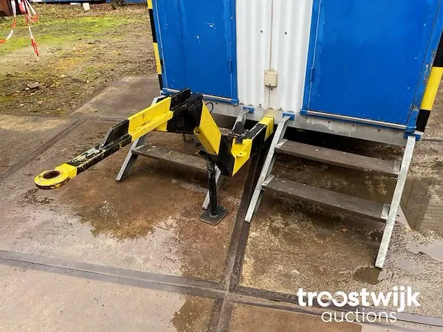 Mobiele sanitairunit - afbeelding 14 van  24