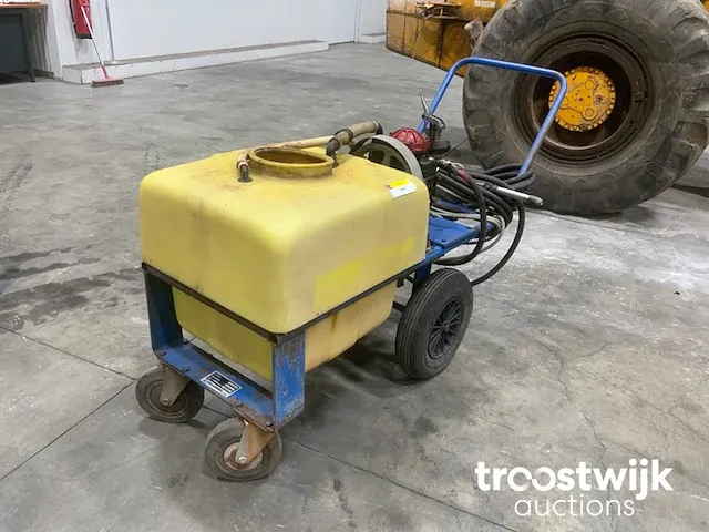 Mobiele spuitmachine - afbeelding 3 van  8