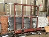 Mobiele stalen raambok - afbeelding 4 van  7