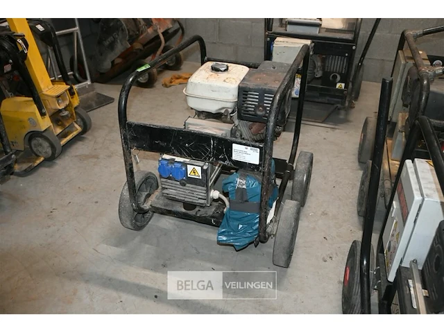 Mobiele stroomgroep met honda motor - afbeelding 4 van  6