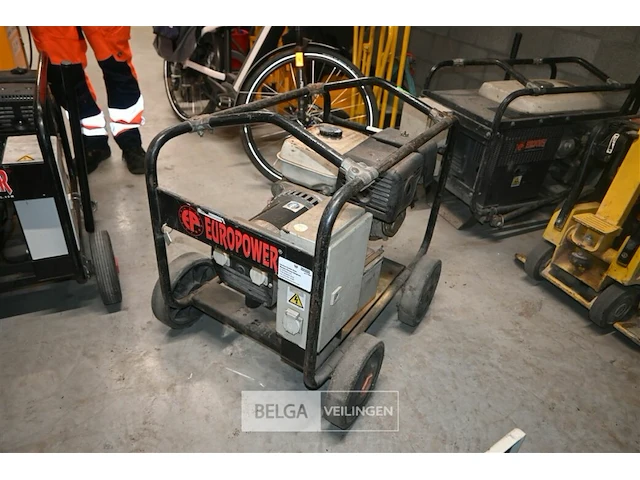 Mobiele stroomgroep met honda motor - afbeelding 6 van  6