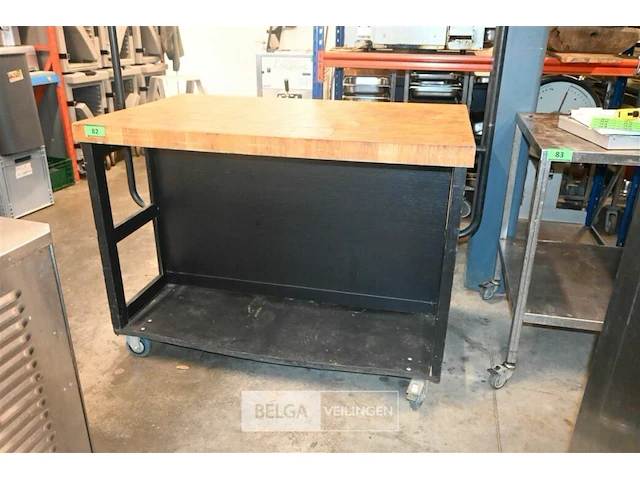 Mobiele tafel met houten blad - afbeelding 2 van  7