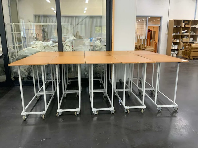 Mobiele tafels (10x) - afbeelding 3 van  3