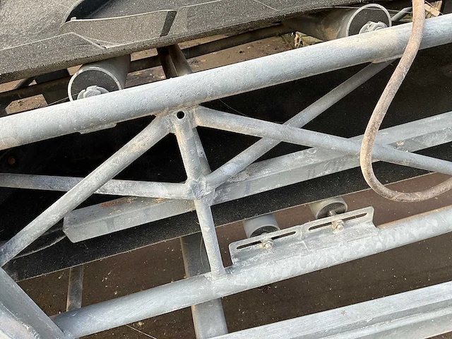 Mobiele transportband 380v 11000mm hydraulisch verstelbaar - afbeelding 8 van  16