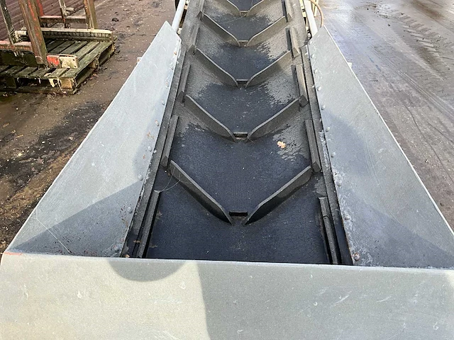 Mobiele transportband 380v 11000mm hydraulisch verstelbaar - afbeelding 13 van  16