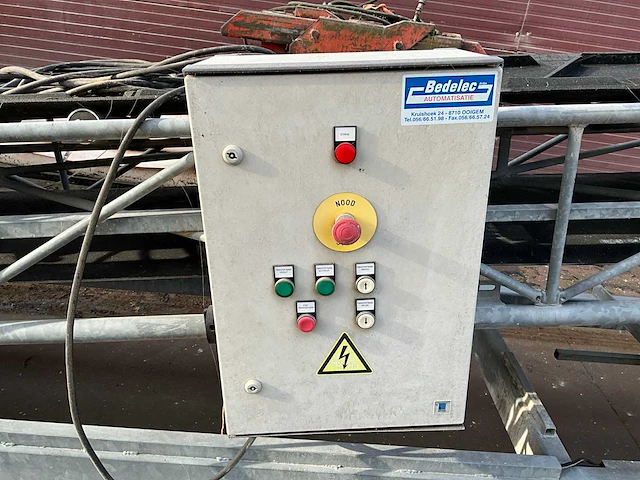 Mobiele transportband 380v 11000mm hydraulisch verstelbaar - afbeelding 15 van  16