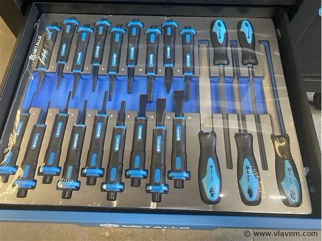 Mobiele werkplaatswagen xxxl 12 laden waarvan 6 gevuld - afbeelding 3 van  12