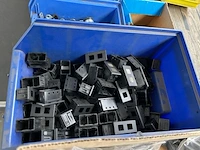 Mobiele werktafel en inhoud - afbeelding 2 van  10