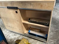 Mobiele werktafel met inhoud - afbeelding 3 van  11