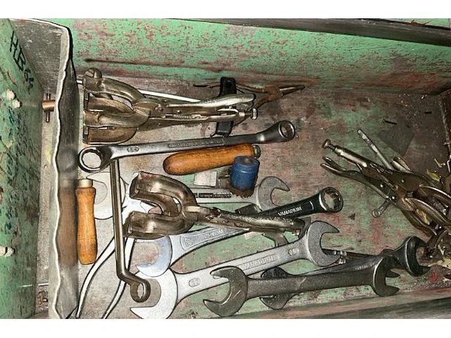 Mobiele werktafel met inhoud - afbeelding 6 van  6