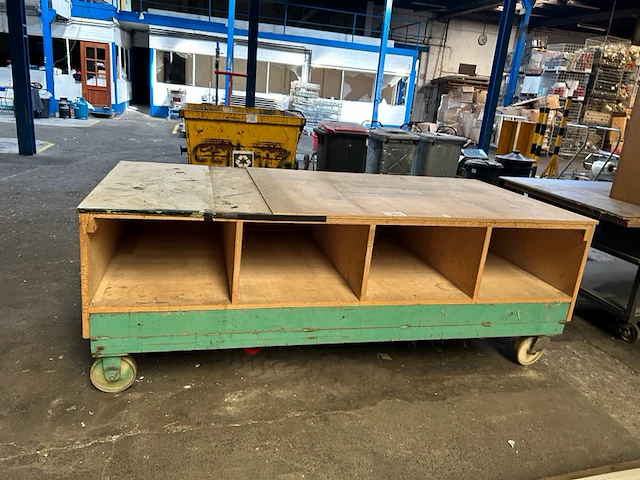 Mobiele werktafel - afbeelding 1 van  5