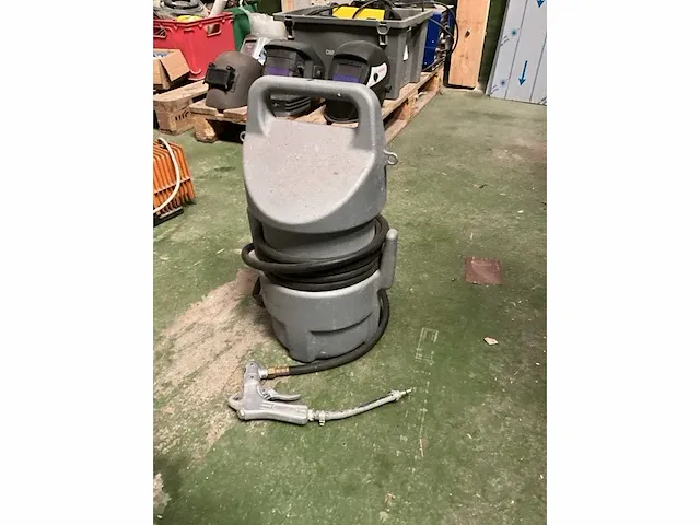 Mobiele zandstraler rodcraft type model 8112 - afbeelding 2 van  4