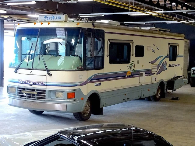 Mobilhome camper chevrolet sea breeze v8 diesel 1996 - afbeelding 1 van  1