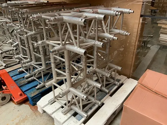 Mobiltruss quatroa40905 aluminium truss (4x) - afbeelding 1 van  3