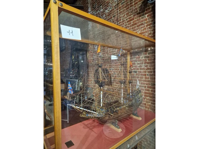 Modelbouw schip 'sovereign of the seas' - afbeelding 2 van  3