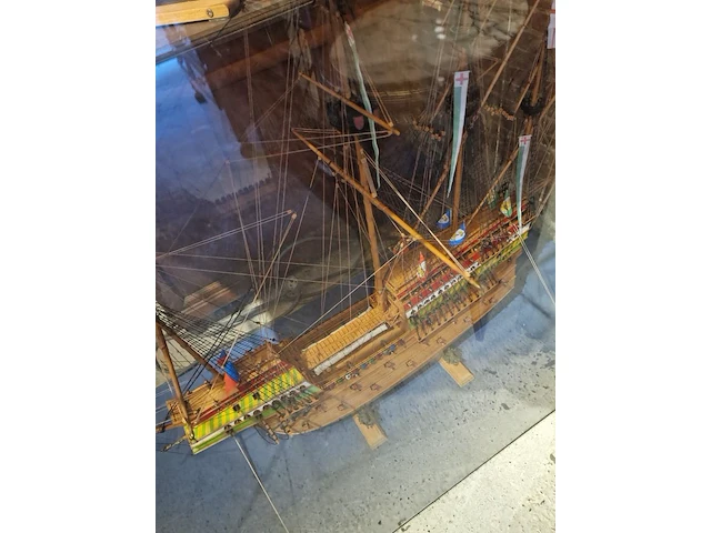 Modelbouw schip - afbeelding 2 van  3