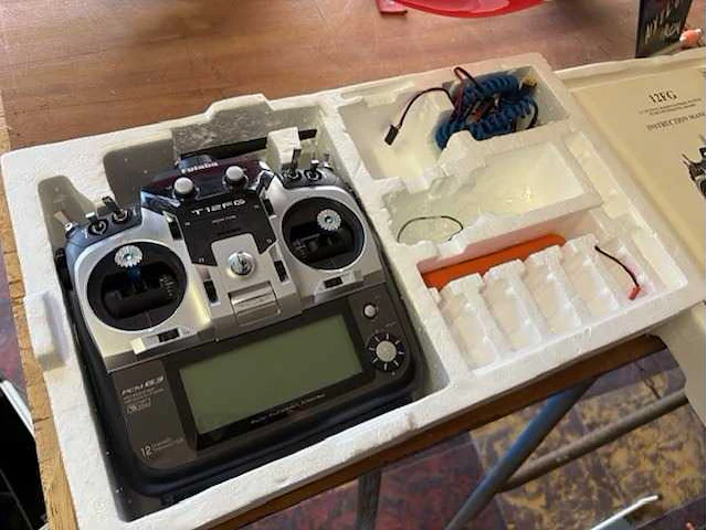 Modelbouw uitrusting - drones - afbeelding 5 van  16