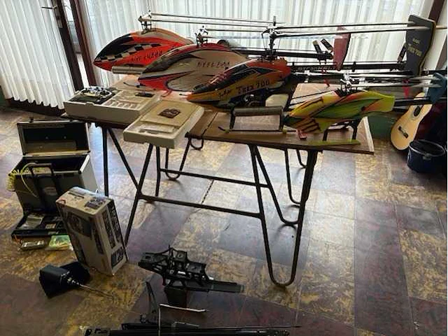 Modelbouw uitrusting - drones - afbeelding 11 van  16