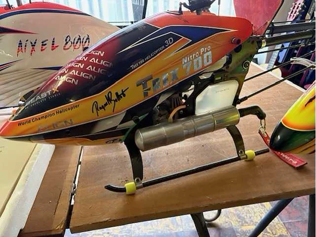 Modelbouw uitrusting - drones - afbeelding 13 van  16