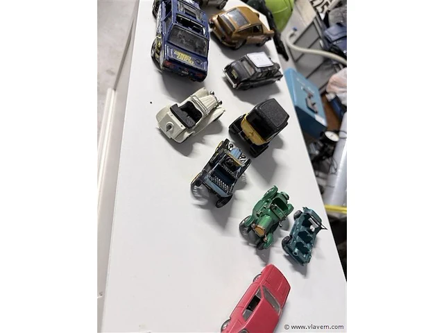 Modelbouwauto's 1/18 - 1/24 - afbeelding 3 van  4