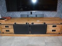 Modern houten tv meubel afm. 200x45x51 met 2 schuifdeuren 4 laden, bluetooth speaker sony srs-xb33, blu-ray speler sony , partij blu-ray films - afbeelding 1 van  6