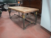 Modern rek 4 leggers afm. 100x36x136, vitrinekast 2 deuren 1 glazen deur afm. 100x44x180, verrijdbaar tv meubel afm. 70x52x70, salontafel houten blad metalen onderstel afm. 113x48x48 - afbeelding 6 van  9