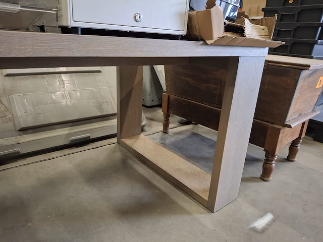 Moderne houten tafel - afbeelding 4 van  5