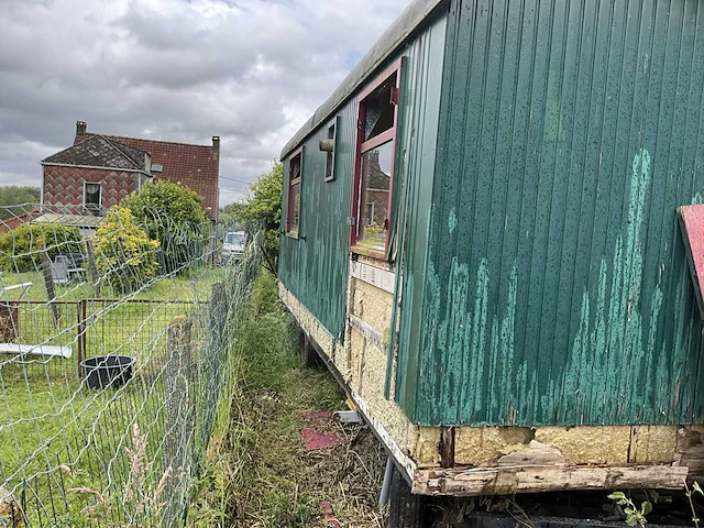 Moderne houten woonwagen / pipowagen - afbeelding 5 van  10