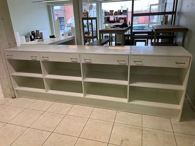 Moderne toonbank met schuiven en vakken - afbeelding 3 van  5