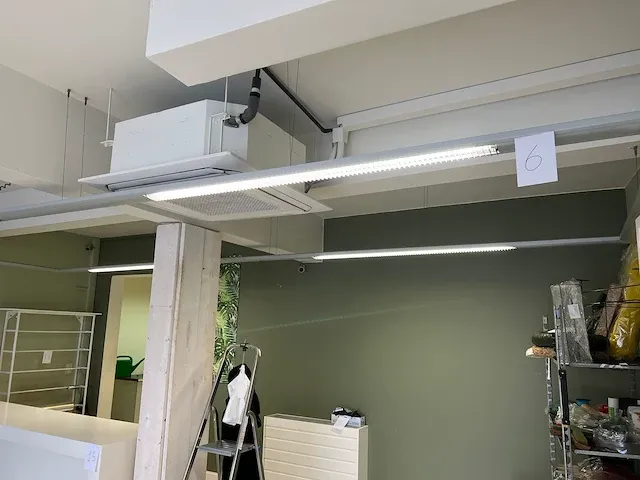 Moderne verlichtings armaturen - afbeelding 2 van  7
