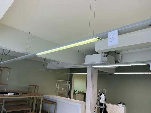 Moderne verlichtings armaturen - afbeelding 3 van  7