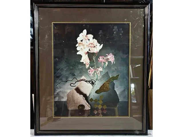 Modernistische églomisé bloemenstilleven - afbeelding 2 van  3