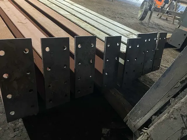 Modulaire hal / loods met stalen spanten en golfplaten - afbeelding 13 van  16